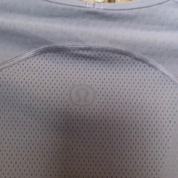 Lululemon - Picture 4 of 7